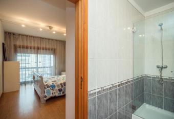 Susanna allows 18 year olds to book a room