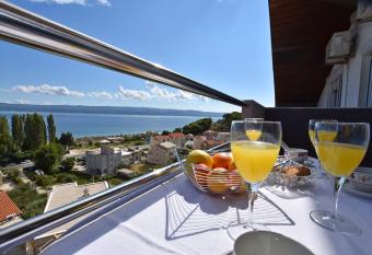 Apartments Ana has Balcony rooms