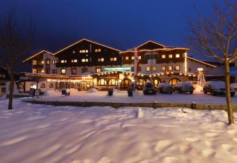 Bergsporthotel Antonie has Balcony rooms