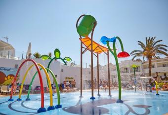 Hotel Club Es Talaial allows 18 year olds to book a room