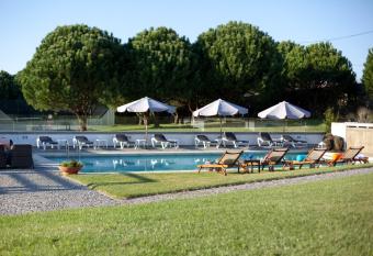 Quinta do Monteverde allows 18 year olds to book a room