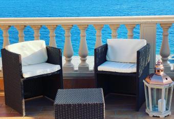 Le Camere di Rosanna has Balcony rooms