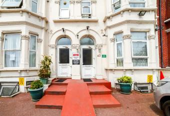 Stratford Hotel allows 18 year olds to book a room