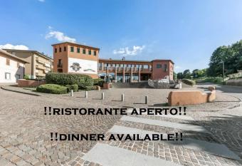 Lake Como Golf Hotel has Balcony rooms