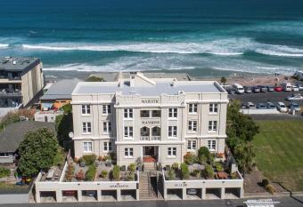 Majestic Mansions     Apartments at St Clair allows 18 year olds to book a room