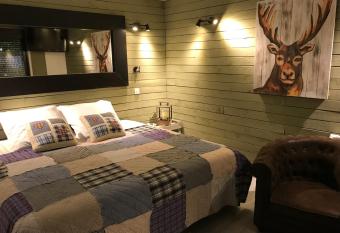 La tani  re des ours has Balcony rooms