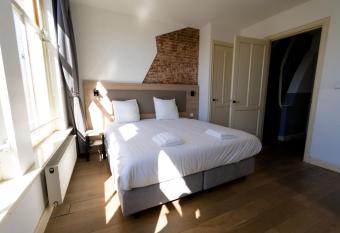 Plantage Hortus Apartments has Balcony rooms