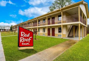 Red Roof Inn Sylacauga has Smoking rooms