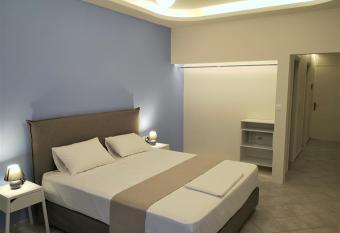 Neorio Studios has Balcony rooms