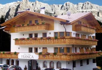 Garni Franca allows 18 year olds to book a room