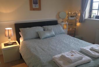 Jen s Friendly Place has Balcony rooms