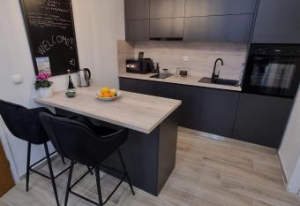   pani   palace has Balcony rooms