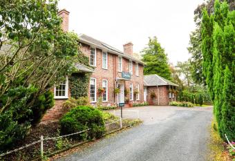 The Gables Hotel allows 18 year olds to book a room