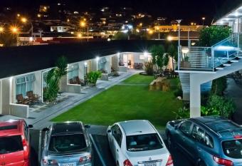 Picton Accommodation Gateway Motel allows 18 year olds to book a room
