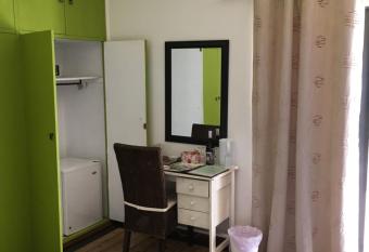 Ons Stee Bed and Breakfast has Balcony rooms