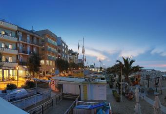 Hotel Cavalluccio Marino has Smoking/Balcony rooms