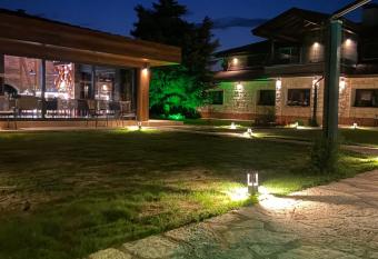 Hotel Hunters House allows 18 year olds to book a room