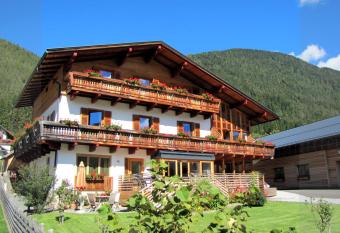 Haus am M  hlbach allows 18 year olds to book a room