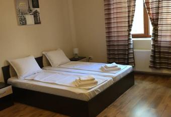 Amigos has Balcony rooms