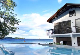 Altamare Dive and Leisure Resort Anilao allows 18 year olds to book a room