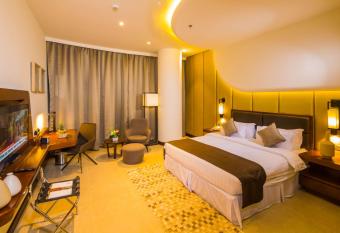 Arch Hotel has Smoking rooms