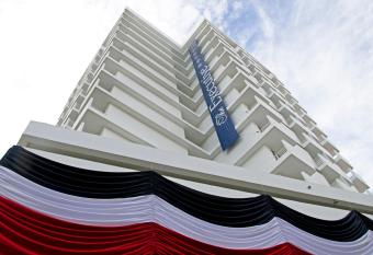 The Executive Hotel allows 18 year olds to book a room