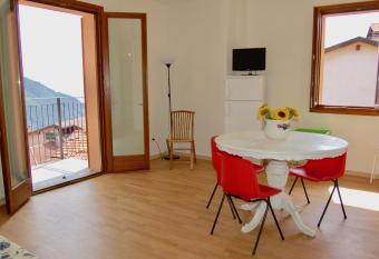 Casa Patrizia has Balcony rooms