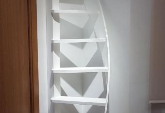 Estudio Atico con Altillo Ourense allows 18 year olds to book a room