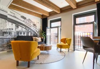 BBBB Family Suite has Balcony rooms