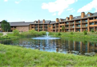 The Inn at Silvercreek allows 18 year olds to book a room