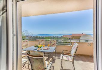 Apartment Tijana has Balcony rooms