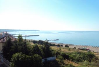 Family Hotel Lazuren Briag has Balcony rooms