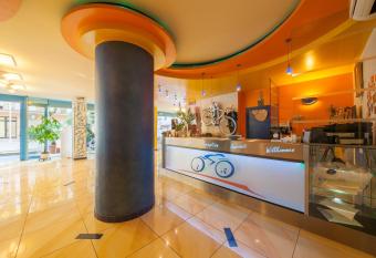 Hotel Senior has Balcony rooms