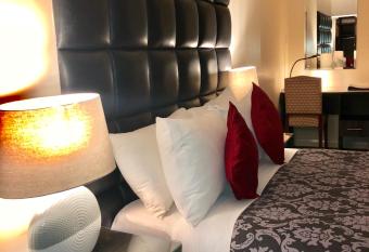 Kings Park Hotel allows 18 year olds to book a room