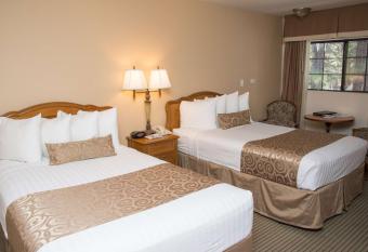 Chateau Big Bear Boutique Hotel, BW Signature Collection has rooms with a private hot tub