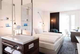 Dorint Hotel D  ren allows 18 year olds to book a room