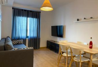 Apartments Sant Lluis CENTER, 2 min walk from the sea allows 18 year olds to book a room