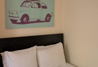 Cute Apartment in the center of the city has Balcony rooms