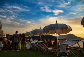 Maresia Rooms has Balcony rooms