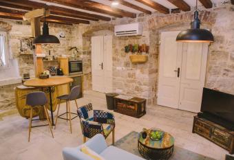 5 minutes walk ART has Smoking rooms