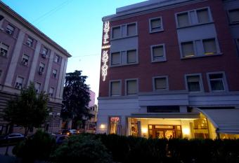 Boutique Hotel Kotoni allows 18 year olds to book a room