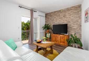 Apartments Rumac has Smoking rooms