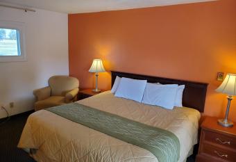 Rodeway Inn has Smoking rooms