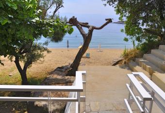 Secret Bay has Balcony rooms