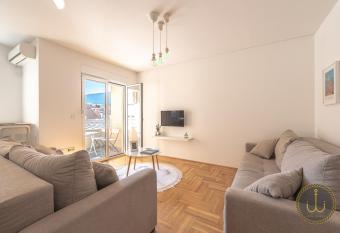 Ancora 3 allows 18 year olds to book a room