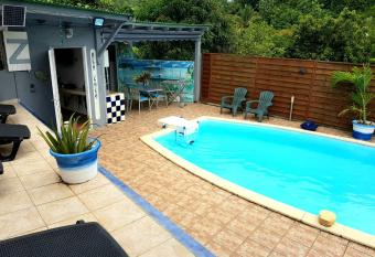 Dlo Coco allows 18 year olds to book a room