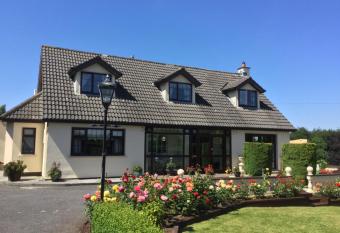 Weir view Bed and Breakfast allows 18 year olds to book a room