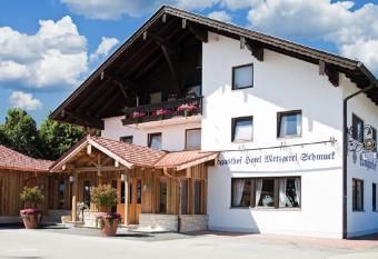Landgasthof Schmuck has Balcony rooms