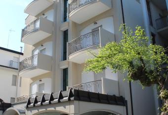 Hotel Ivana has Balcony rooms