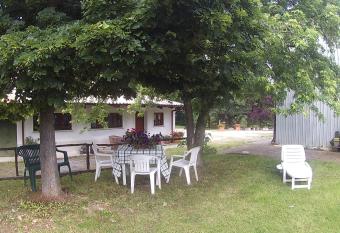 Gavi/Alice Open space allows 18 year olds to book a room